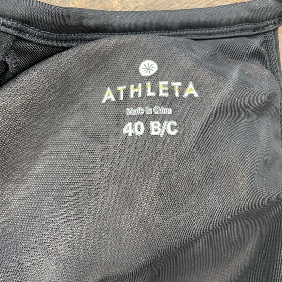 Athleta Swim Top size 40 B/C - Picture 3 of 5
